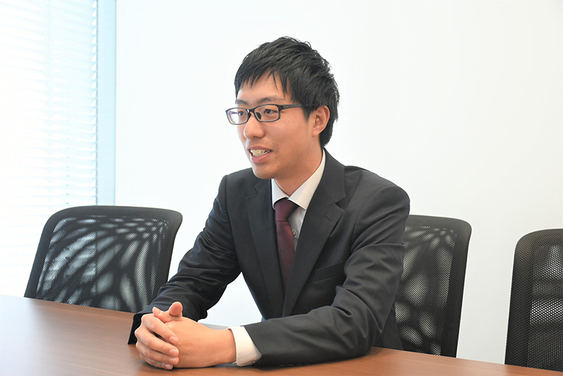 不動産業界の採用状況について語るリクルート従業員の髙尾侑太朗