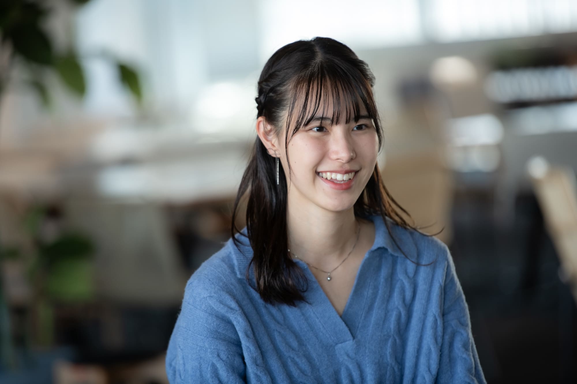 さまざまな人を自分なりの形でつないでいく、架け橋のような存在になりたいと話す、原田怜歩さん