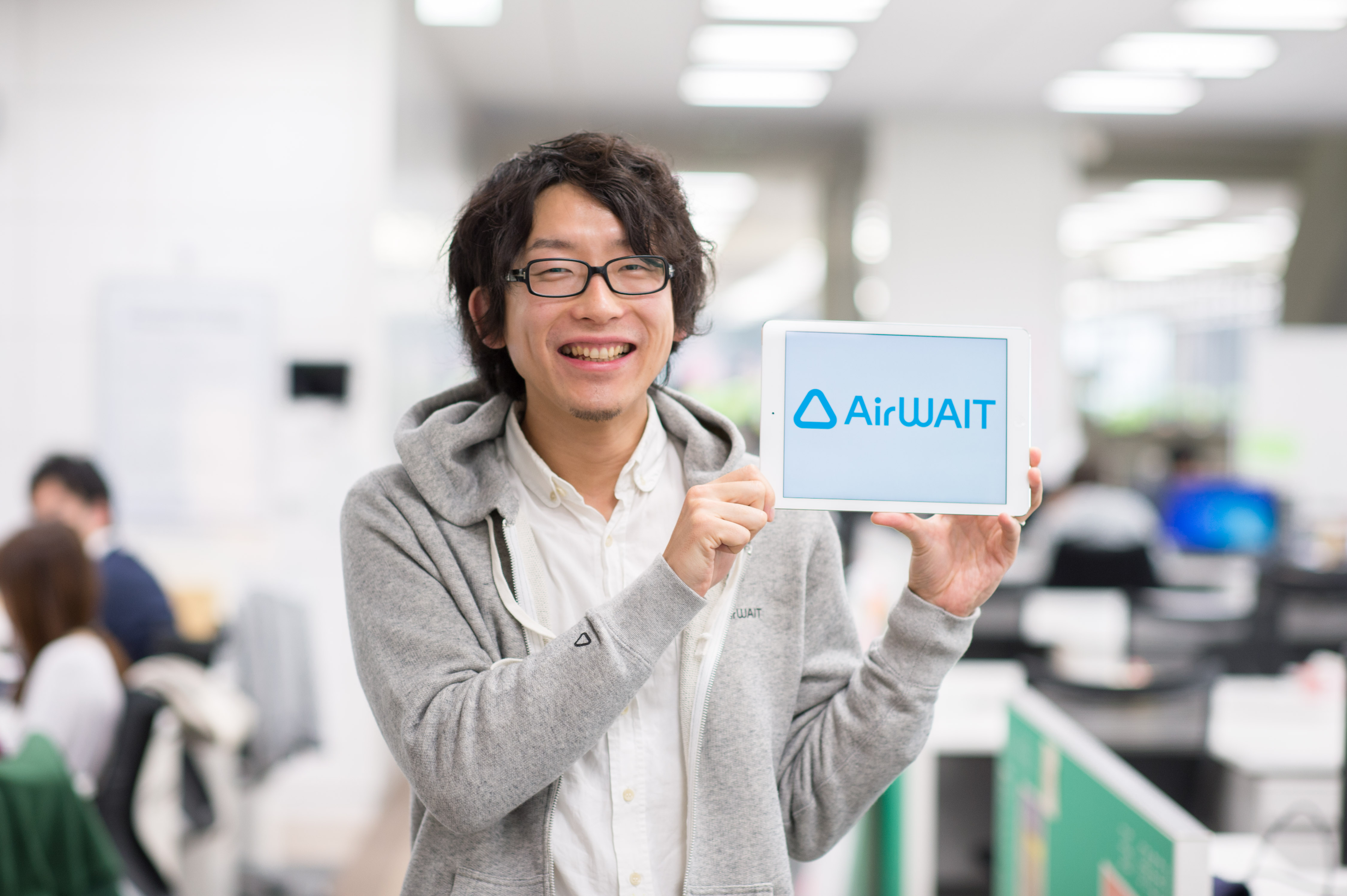 【だから、私はきょうも働く】 ~行列の待ちを解決することで、より豊かな時間を~
