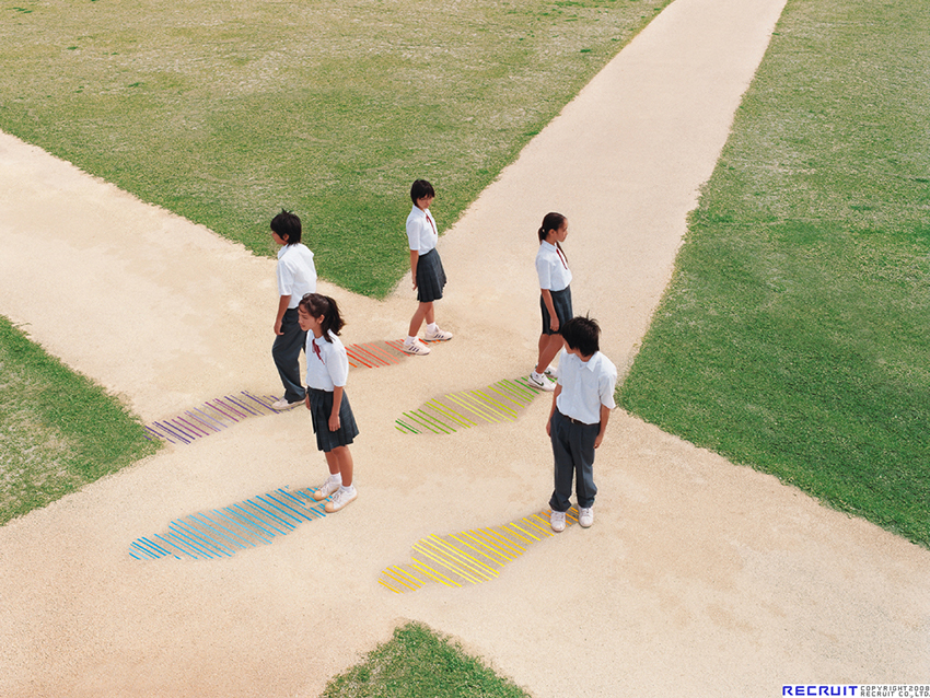 6月 ペットショップで働くとは、お客さんに家族を与える仕事だ。と、その中学生は気づいたそうです。