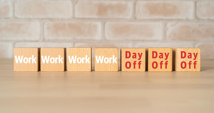 「週休3日制」の本格導入で働き方はどう変わる？導入実例と合わせて解説