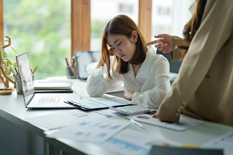 わたしって「仕事ができない人」？共通する特徴と改善方法