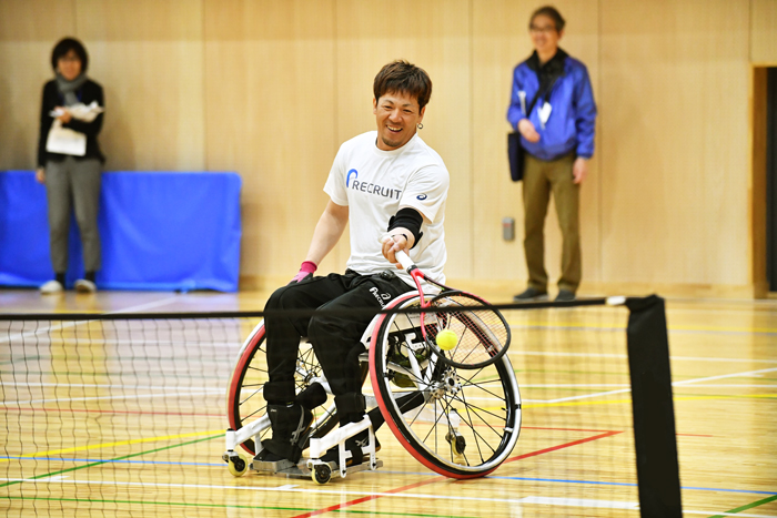 車いすテニスの菅野浩二選手